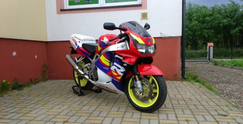 856689925_4_1080x720_cbr-900rr-sc33-motocykle.jpg
