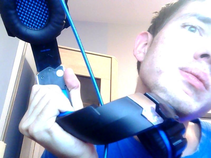 webcam-toy-foto1.jpg.8e5ad1f70332bb4c509cfb8d724d50ca.jpg